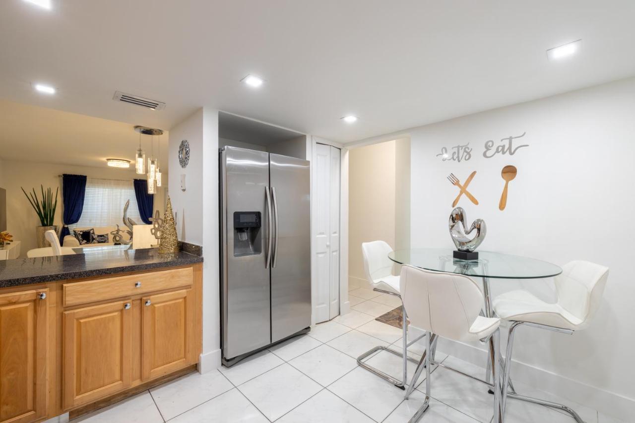 Luxurious And Cozy Townhouse 3 Bedrooms 2.5 Bath Miami Exterior photo